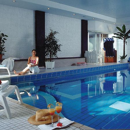 Landhotel Sauerlaender Hof Eslohe Esterno foto